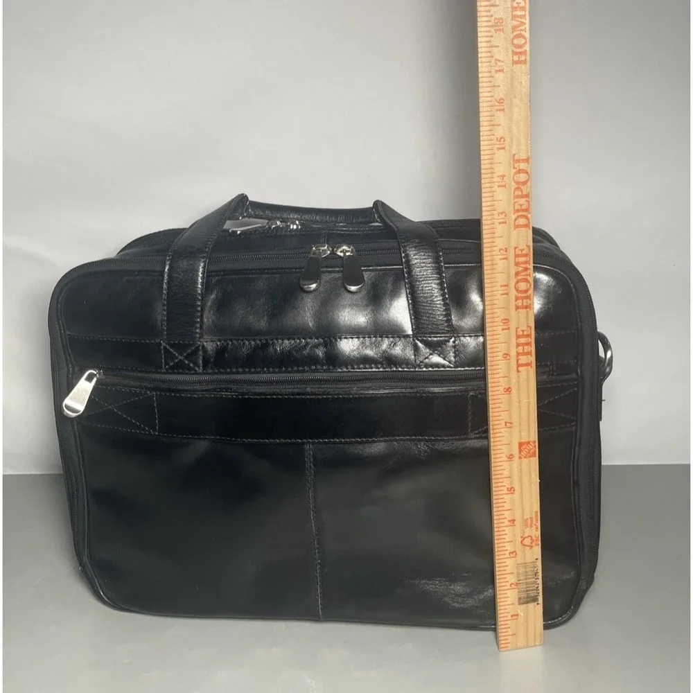 VINTAGE CANYON OUTBACK LEATHER GOODS BLACK LEATHER EXPANDABLE BRIEFCASE BAG